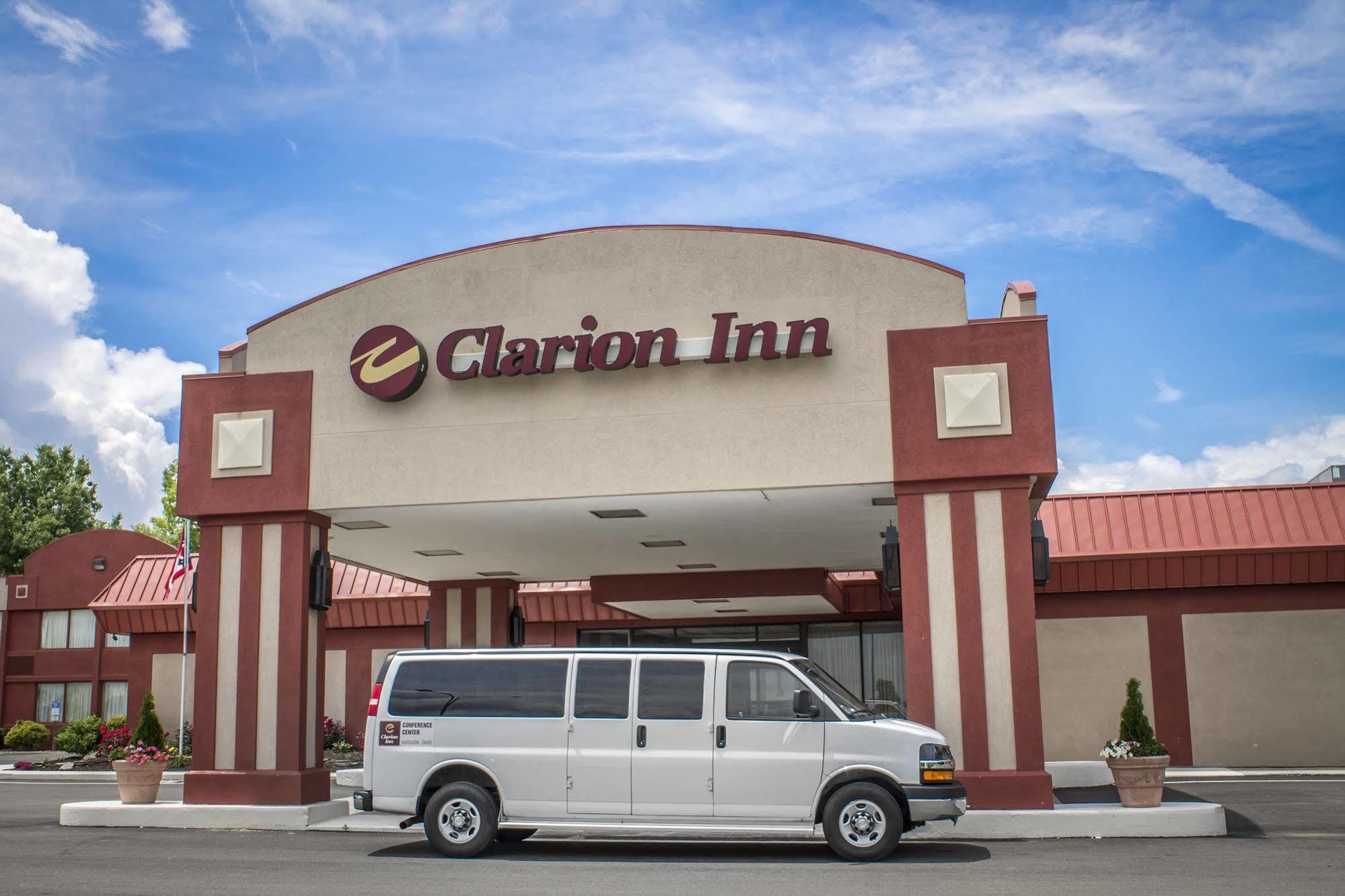 Norwood Inn Hudson Esterno foto